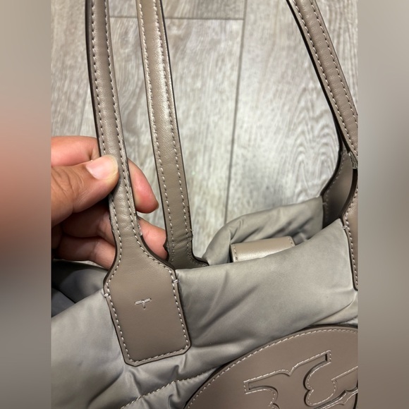 Tory Burch Ella puffer Tote Bag - Picture 8 of 14
